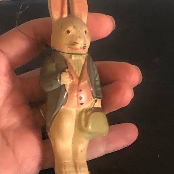 Antique white rabbit figure / Christmas ornament from Through the Looking glass - Picture 5 of 11